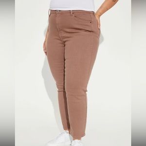 Fashion Nova mom jeans